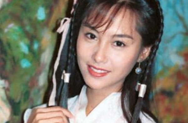 圈内“最痞男神”陈冠希：退圈后化身女儿奴，女儿却越长越不像他