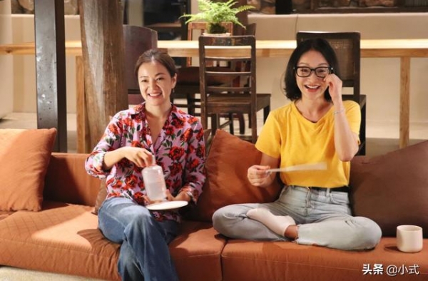 周迅录制节目不给签名不让近拍，网友：赚够了就不在意衣食父母了