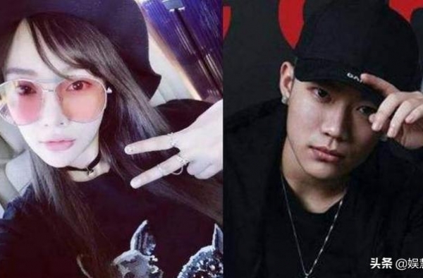 藕断丝连？李小璐PG1戴情侣项链出镜，脖子上的“草莓印”抢镜