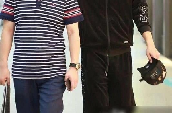 黄子韬继承爸爸百亿遗产后，成了富豪初心不改，发文宣布继续前进