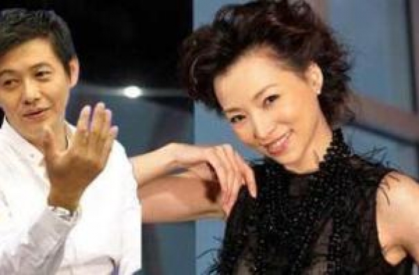 前“央视一哥”程前：与董卿相恋6年无果，娶小20岁娇妻似兄妹