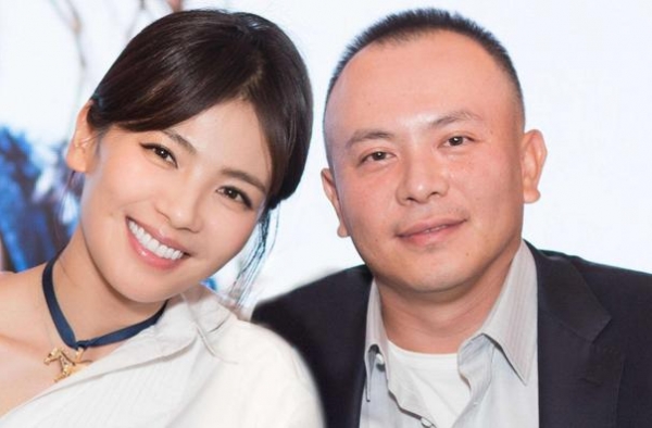 刘涛深陷离婚传言，被曝丈夫欠下巨额债务，无奈怒发长文维权