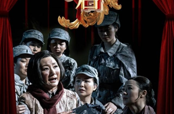 央视全新节目身临其境感受《大幕开启》