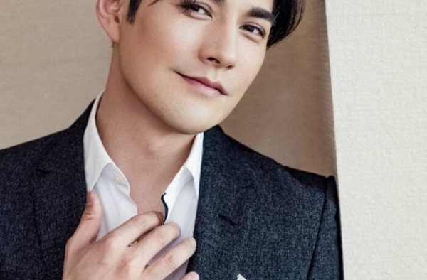 严屹宽的家太“豪”了！一进门就是家的味道，一般明星家比不了