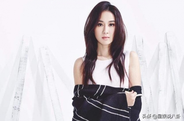 叶璇四字吐槽肖战，言语中带有讽刺，顺带内涵古天乐