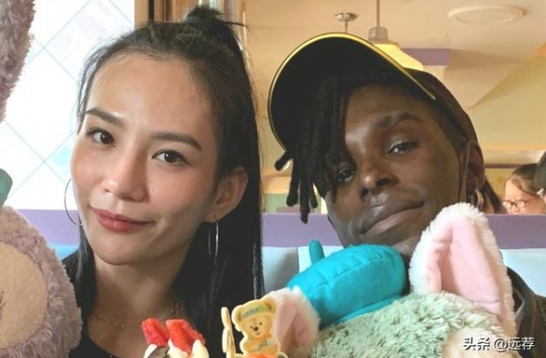 又是“黑白配”！街舞女神找了个黑人男友！被骂到关闭评论