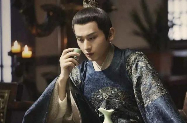 成毅孟子义虞书欣？王嘉尔李沁？罗云熙谭松韵？杨子珊？吴莫愁？