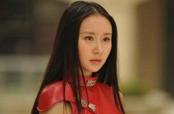时隔16年《魔幻手机》主演全成路人，不起眼的他靠《重启》翻红