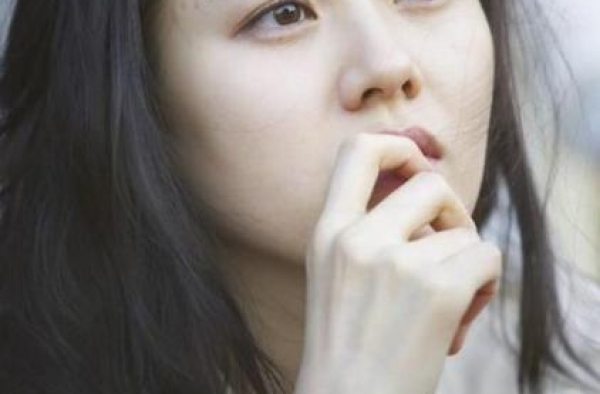 孙艺珍究竟为何能居最美女星榜首？手把手教你打造韩国清纯初恋脸