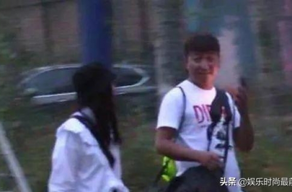 陈羽凡为复出试水？乐华最受捧女艺人金子涵？李易峰被丑化防爆？