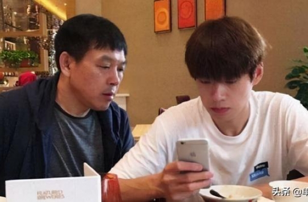 魏绍林：拥18家公司富豪，儿子魏大勋剧中“郝帅”就是演自己