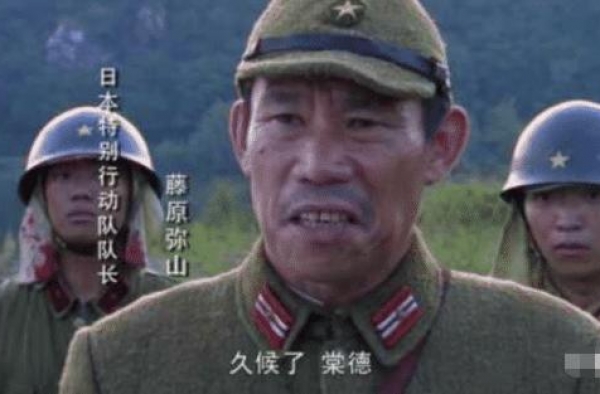 《亮剑》缺演员，一个会说日语的司机毛遂自荐分饰三角，改变人生
