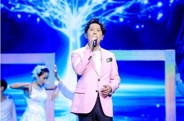 阿云嘎、张信哲、毛阿敏来了！明星点赞2020中国品牌日晚会