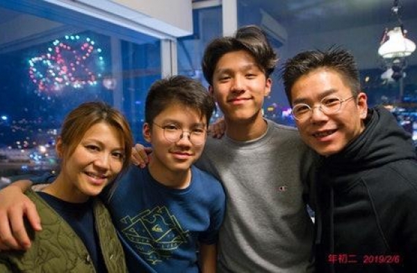 另结新欢？与林晓峰结束18年婚姻，康子妮夜会保险界高层回豪宅