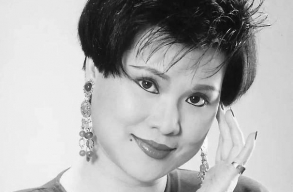 著名女星惊曝死讯，丈夫刘志荣因肺积水去世，天堂相聚仍能现笑颜