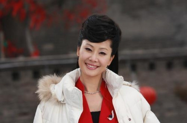 国家一级歌唱家于文华，为何隐瞒“丑男”老公17年？