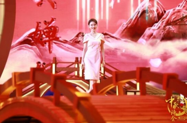美女主持人龙洋，离开《黄金100秒》之后上哪去了？