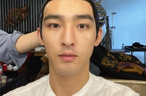 《赢天下》男主角换成25岁小鲜肉，后期以抠图形式在优酷播出