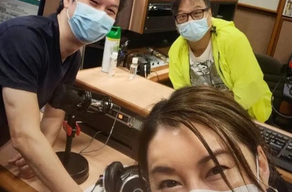 52岁梁荣忠罕露面，曾因劈腿被骂世纪渣男，为表悔心终生不娶