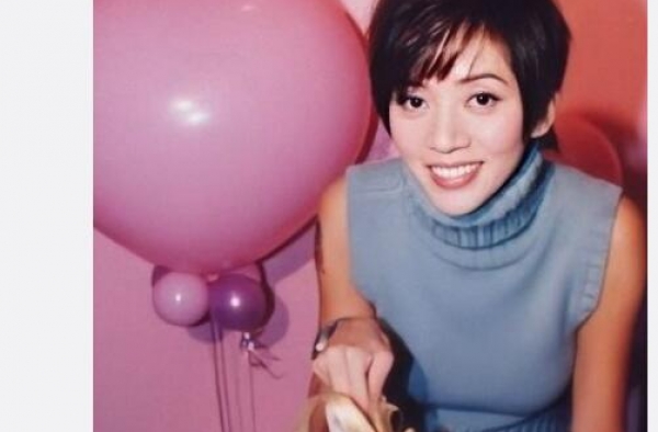 梅艳芳57岁冥诞 袁咏仪晒旧照怀念：梅姐生日快乐