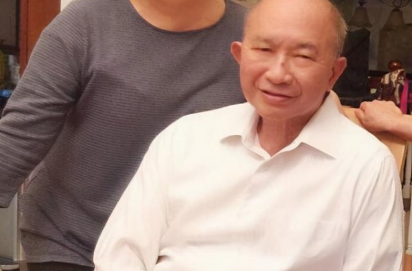 恭喜！导演吴宇森升级当爷爷，大女儿通过人工受孕，未婚生混血儿