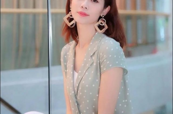 TVB明星竟然转做跨境电商，还赚了1亿港币