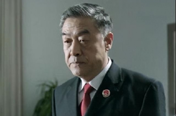 为什么说《人民的名义》中，季昌明这个人不简单？