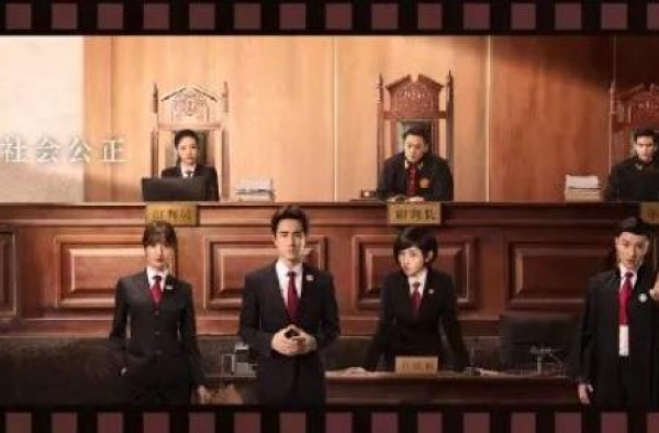 《黑色灯塔》：打开原生家庭未解结，不要让他毁了新生家庭的幸福
