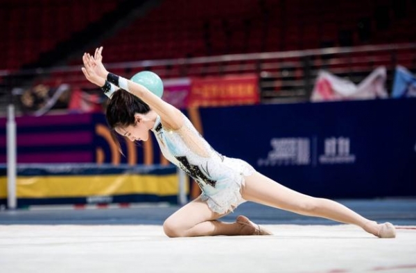4位“以为是单身，其实已结婚”的艺人，甚至有的都已当妈多年