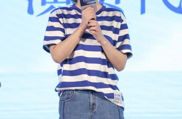 电视剧《女心理师》开机，杨紫希望角色带来正能量