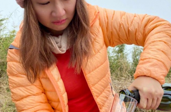 任家萱的脸真已恢复？看清她手上的伤痕，才懂我们一直被“骗”了