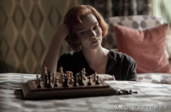 2020秋季最热美剧后翼弃兵，封闭牺牲式开局是长远驰骋式前拓