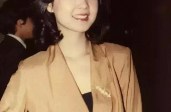 李丽珍的表演，邓丽君的主题曲，这颗港片的遗珠，拿下5项大奖