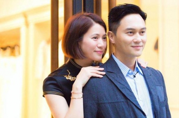 ?羡慕张智霖为袁咏仪买包？金星犀利点评：普通女人看看就行了