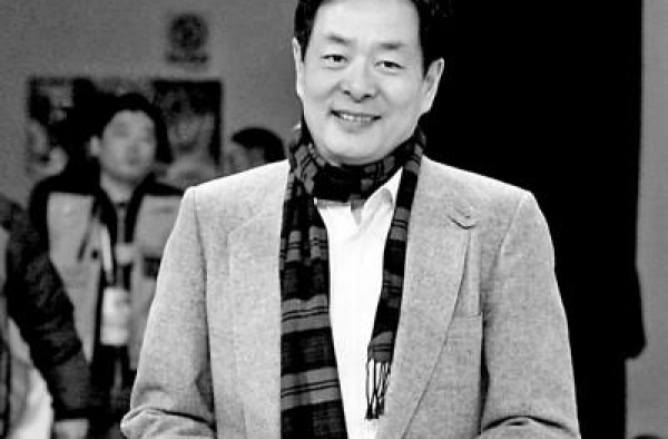 濮存昕：演员应该是液体，越像水越好