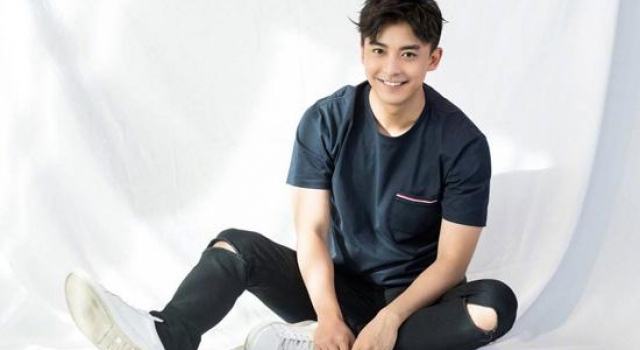李佳航的13年：他到底背着我们演了多少剧？