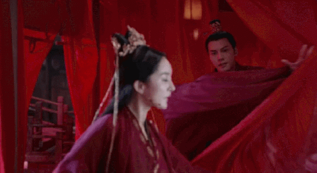 杨幂新剧官宣！她这5部戏的造型也美得很有特色