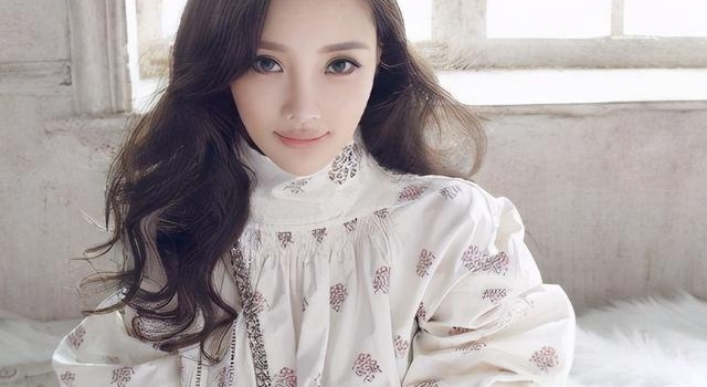 李小璐复出做歌手？发单曲录唱跳视频，却被网友谩骂用词不堪入目