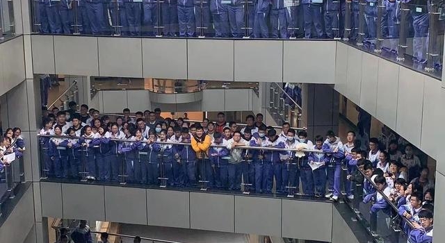 东北师大附中学生合唱《单身情歌》第10年，原唱林志炫现身