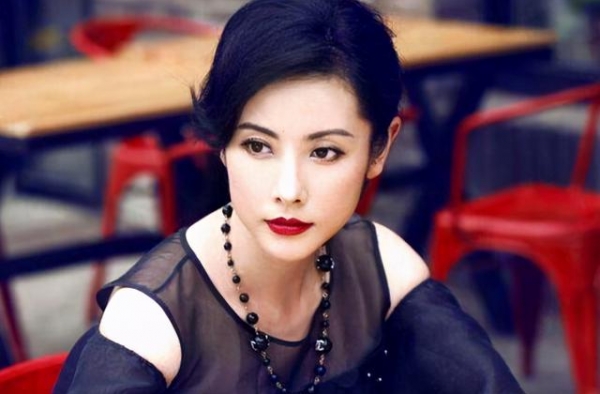 田亮起诉杨明娜，妻子没有照料儿子，为何漂亮女人总是留不住