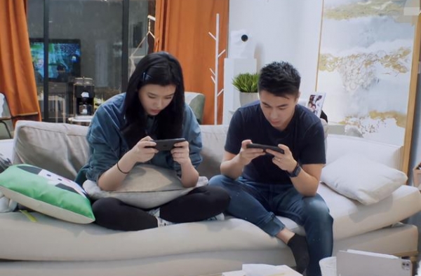 幸福三重奏3：奚梦瑶夫妻打游戏被打扰，对于谦的态度引热议