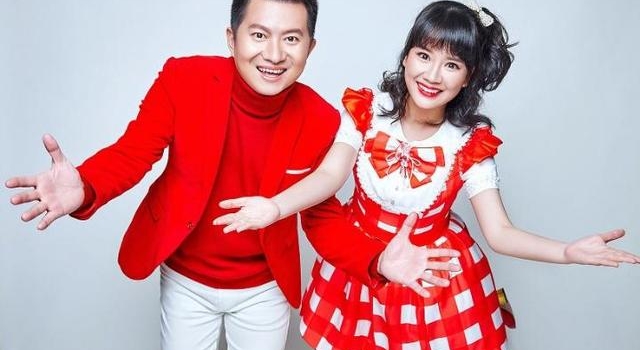 央视少儿频道女主持青春已逝，整日在家带小孩，生活已沦为常人