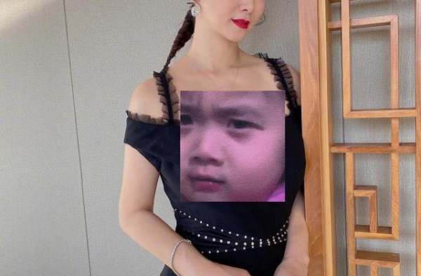 52岁翁虹不服老秀事业线，渣男收割机实至名归，丈夫改名为求子