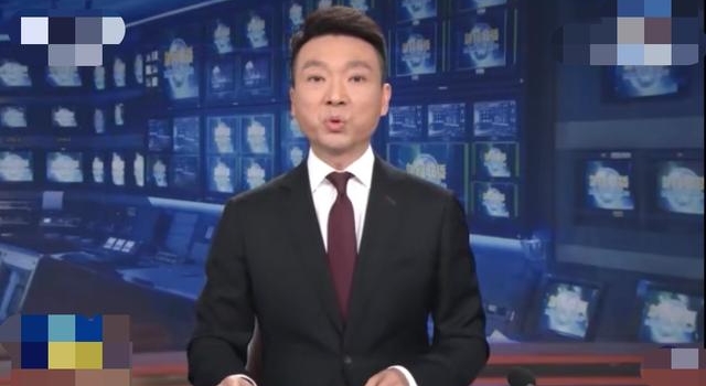 连报20分钟，康辉专业上热搜：你必须很努力，才看起来毫不费力