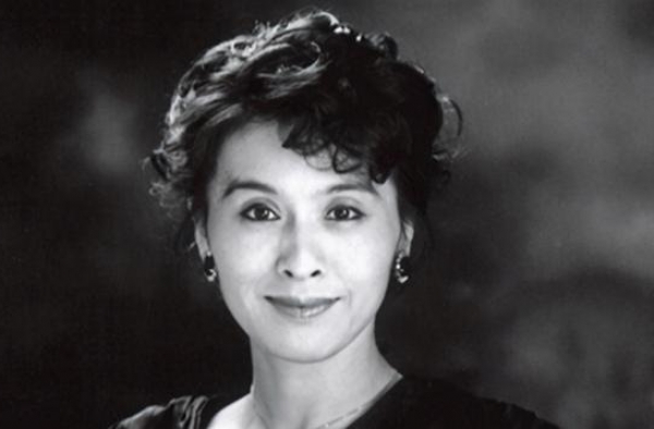 栗原小卷：80年代家喻户晓，一代荧幕女神，终身未嫁