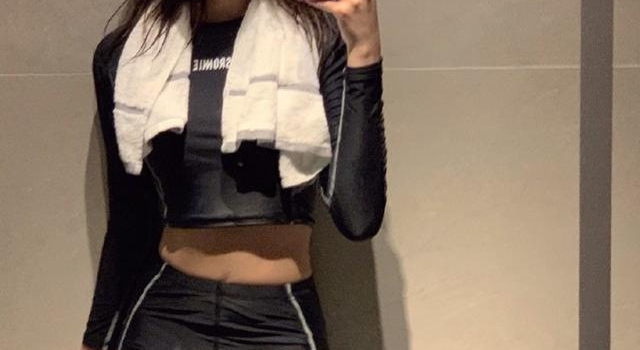 王思聪赞美半藏森林犯众怒，急忙解释并没有看上她，幸好女方机智
