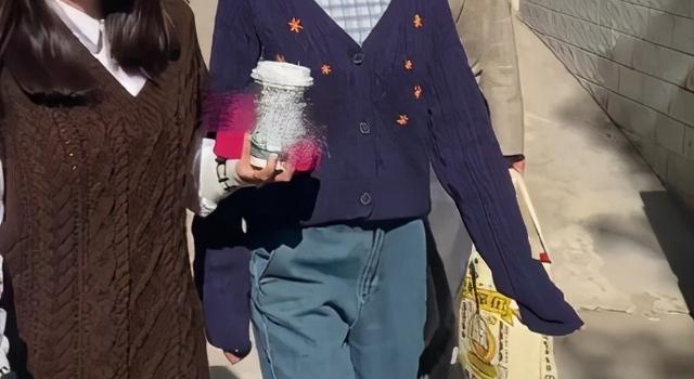 女明星瘦成“纸片人”美不美见仁见智，但生殖功能肯定“很受伤”