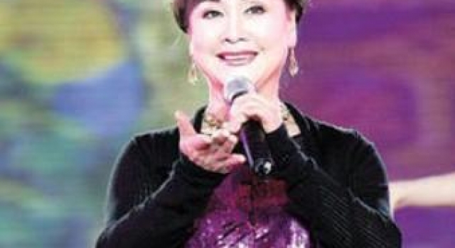 李谷一坎坷情路：头婚嫁老师，二婚嫁富商粉丝，76岁被丈夫抛下