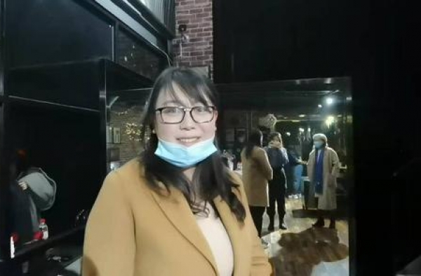 别有孕味的“百老汇经典之夜”——宁夏张萌萌音乐剧剧场开演