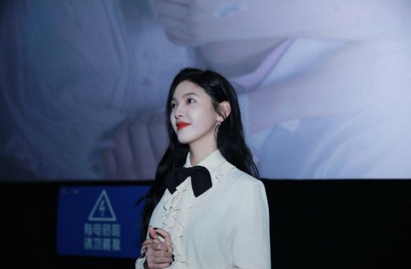 《如果声音不记得》长沙点映 章若楠郭姝彤为抑郁症群体打气
